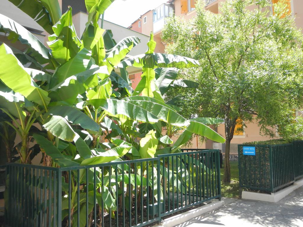 Miriam Hotel